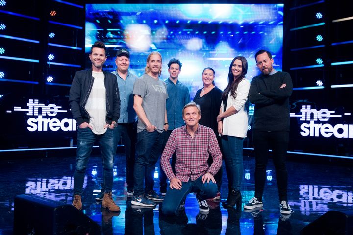 Gjengen bak "The Stream" på TV 2. Fra venstre: Artistutvikler Espen Lind, idehaver Jørn Dahl i Little Hill, Kreativ leder Christian Meinseth i Monster Format, artistutvikler Cato Sundberg, direktør for kanal og program i TV 2 Trond Håndlykken Kvernstrøm, adm.dir. Ingvild Daae i Monster, artistutvikler Marion Ravn og programleder Tarjei Strøm.