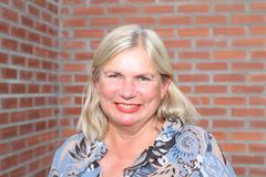 Leder i Norges Blindeforbund, Unn Ljøner Hagen, er godt fornøyd med at det nå innføres krav om at alle kinofilmer som mottar tilskudd skal synstolkes.