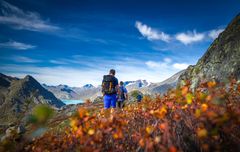 Variert aktivitetstilbud. Under Fjellfilmfestivalen kan deltagerne velge mellom en rekke som spenner fra fotturer, rafting, matkurs og ølsmaking. Foto: Anne Aschehoug Loftu