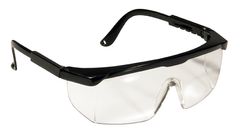 BILLIG FORSIKRING: Beskyttelsesbriller er en billig forsikring mot øyeskader i forbindelse med eksplosiver, ikke kun for de voksne som skyter opp raketter, men også for tilskuere.