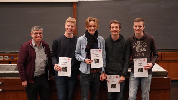Fra venstre mot høyre: Olympiade-ansvarlig Hans Petter Hersleth, Johannes Løken, Torje Igland Hellerslia, Audun Bergan og Alexander Kval
