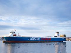 Color Carrier ankommer Oslo for første gang 9. januar 2019. Skipet settes i trafikk mellom Oslo og Kiel 10. januar 2019.