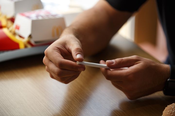 McDonald's tester ut papirsugerør i enkelte restauranter i Oslo, Arendal og Nygårdskrysset. Fotograf: Killian Munch