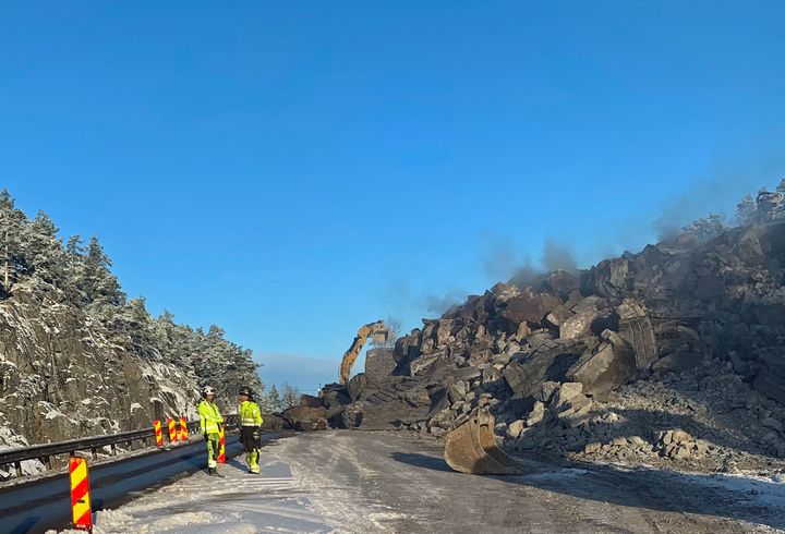 4500 lastebillass med stein er sprengt bort siden januar. Foto: Statens vegvesen