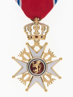 St. Olavs Orden, Ridder 1. klasse. (foto: Jan Haug, Det kongelige hoff)