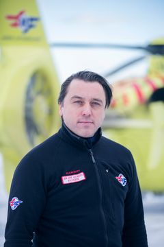 Geir Arne Mathiesen jobber som pilot i Norsk Luftambulanse. Foto: Fredrik Naumann/Felix Features