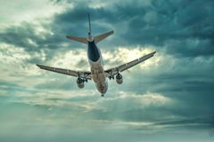 Kundene er bekymret for å ikke få benyttet seg av flybilletter de har betalt for. Foto: OlegRi / Shutterstock / NTB
