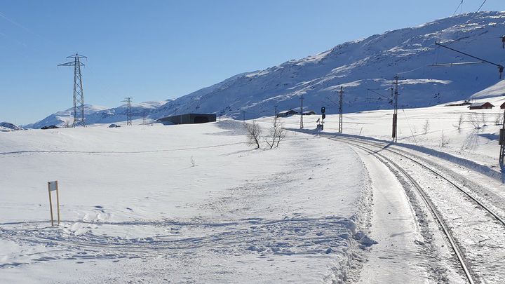 Skispor over Ofotbanen. Foto: Asbjørn Eidissen, Bane NOR.