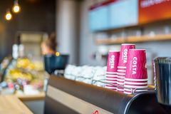 Nå serveres Costa Coffee i kaffebaren  som drives av 4Service på BI Nydalen. Foto: Ken Ingwersen