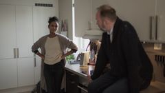 For første gang forteller Trond Giske og Haddy N´jie sin historie i «Vårt lille land» som sendes torsdag 25. april kl. 21.40 på TV 2. Foto: Frank Melhus, TV 2.