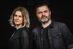 «1000 Guns» er en sterk ny singel fra Trudy & Dave. Foto: Jon Strøm