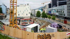 Norske byggeplasser skal bli utslippsfrie. Nå setter Enova i gang 2.utlysingsrunde for pilotprosjekt som skal få ned utslippene på byggeplassene (Foto:BKK)