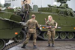 Soldater fra Brigade Nord driver klargjøring på Setermoen Foto: Øivind Baardsen, Hæren