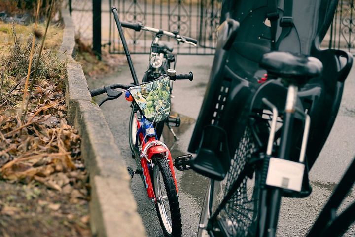 SPARER MILJØET MED BRUKTHANDEL: Second Hand Effect-rapporten for 2019 viser at brukthandel via FINN bidro til potensielle klimakutt tilsvarende 0,55 millioner tonn CO2e i fjor. Foto: Getty Images.