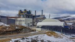 Smelteverket Finnfjord AS i Lenvik. Foto: Tommy Hansen / UiT