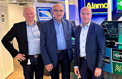 (Fra venstre): Tormod Kvam, daglig leder i  Autoplan, Arvid Sulland              , konsernsjef i Sulland Holding og Ole Grønvold               , Country Manager Enterprise Rent-A-Car i Norge og Sverige
