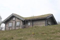 VARMEGRADER: Nå smelter hytta fram - ikke bli overrasket til sommeren.