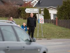 NAF-kampanjen Med hjertet i halsen setter ord på folks bekymring for om veiene de ferdes på til daglig er trygge. (Foto: NAF)