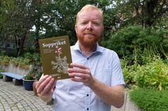 Professor Håvard Kauserud har skrevet boka Soppriket – historien om hvordan soppene erobret jorda. Foto: Eivind Torgersen/UiO