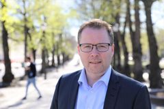 KS mener et pålegg om bruk av spesifikke digitale helseløsninger bør være en siste utvei. - Det er ikke behov for å bruke et så sterkt virkemiddel fordi kommunene generelt er raske til å ta i bruk digitale løsninger som de har nytte av, sier styreleder i KS Bjørn Arild Gram. Foto: KS