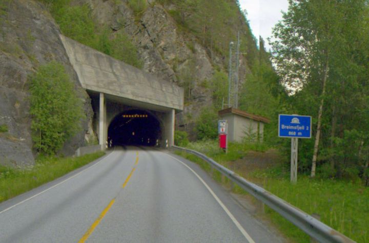 Breimsfjell II-tunnelen på E39 vert stengd i to timar grunna øving måndag. Foto: Statens vegvesen