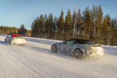 Den kommende Mercedes-AMG SL på siste vintertesting i Sverige