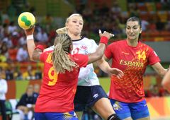 Norge møter Spania i åttendelsfinalen under VM i Tyskland. Her er Stine Bredal Oftedal fra da Norge slo Spania 27-24 under OL i Rio. Foto: Vidar Ruud / NTB scanpix