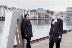 Konserndirektør Grethe Høiland i Lyse og havnedirektør Merete Eik. Foto: Marie von Krogh / Lyse