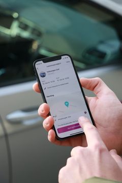 – Nå kan du finne, leie og åpne biler i Paris, Berlin og London med samme app som du åpner en delt bil i Oslo eller Bergen. Getaround-appen er booking og bilnøkkel i ett.