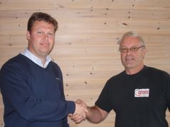 Venstre, Regionsdir. GK, Stein Arne Sværen. Høyre, Dagl.leder VBS, Widar Nyhus.