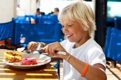 Fra i sommer får Ving matintoleranse-ambassadører på seks av sine Sunwing-hotell.