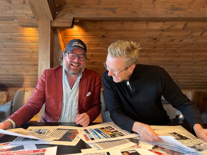 Ken André Ottesen og Paul Håvard Østby er premiereklare med den nye humorserien BAdesKen-TV. Foto: Seriøst Firma/Helle Therese Kongsrud