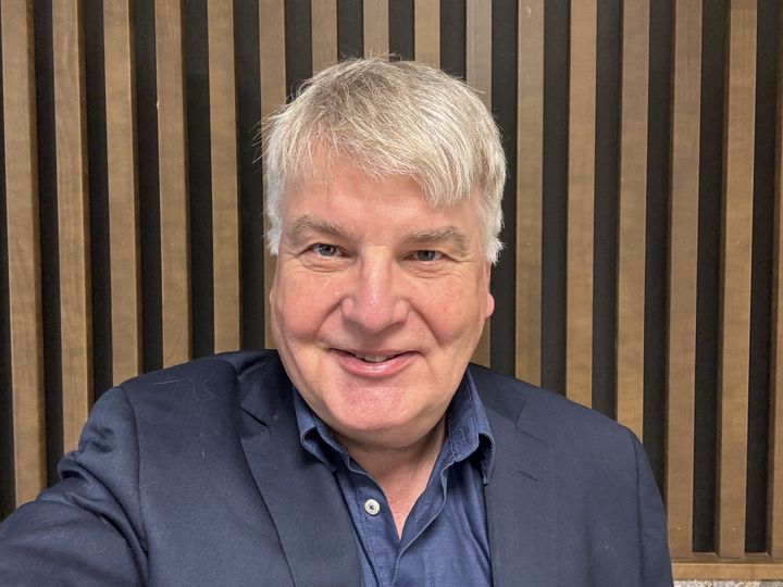 Amedias gravesjef Erik H. Sønstelie får ansvaret for å lede lokalavisa Lyngdals Avis fram til avisa får på plass en permanent redaktørløsning. (Foto: Amedia)