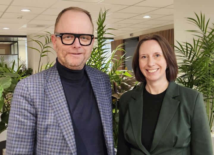 Charlotte Sundberg og Henrik B. Meidell overtar ledelsen av Nettavisen inntil Gunnar Stavrums etterfølger er ansatt og opp plass: Foto: Amedia
