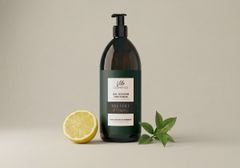 Fuktighetsgivende showergel. Green tea & Citrus er en frisk og oppkvikkende duft som gir en umiddelbar følelse av ren velvære. 1000 ml. Kr 179,-