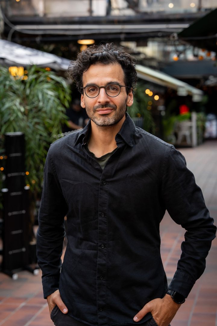 VELDIG MOTIVERT: – Problemene starter ofte lenge før de kommer til fastlegen. Derfor er jeg veldig motivert til å kunne jobbe mer forebyggende, sier Kaveh Rashidi.