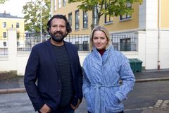 Programlederne Kadafi Zaman og Janne Amble. Foto: Erik Edland/TV 2.