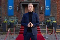 Mads Hansen er spillmester i "Forræder". Foto: Espen Solli/TV 2.