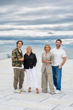 Ny dommerkvartett: Cengiz Al, Merete Mørk Lingjærde, Nadya Khamitskaya og Jan Thomas er klare for å bedømme høstens «Skal vi danse»-deltakere. Foto: Jan-Petter Dahl/TV 2.