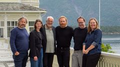 F.v. Sigurd Mikal Karoliussen, Eili Harboe, Jørgen Jæger, Kristofer Hivju, Kristoffer Metcalfe og Kathrine Valen Zeiner. Foto: Nordisk Film Production/TV 2.