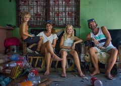 PETTER OG FAMILIEN: Petter Nyquist tar med seg kona Mari og barna Ingrid og Marius på en helt spesiell reise.