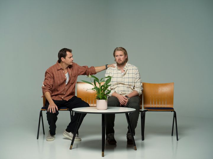 Per%20Kjerstad%20og%20Ole%20Christoffer%20Ertvaag%20spiller%20seg%20selv%20i%20%ABPsykodrama%BB.%20Foto%3A%20Sondre%20Oldereide%20Michaelsen/TV%202