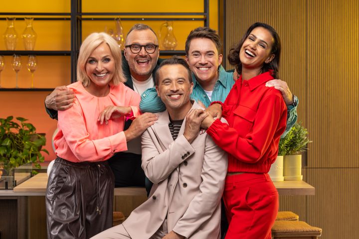 Denne gjengen skal nå vekke Norge også i helgene.