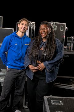 Lars Henriksen og Naomi Oseki. Foto: Vegard Breie/TV 2.