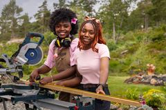 Rebeka Eninga & Anna Eninga.