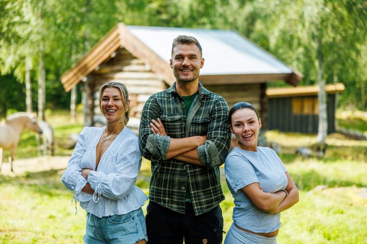 Amalie Lund, Sebastian Eide og Julia Scott skal kjempe om å komme seg inn på Farmen.