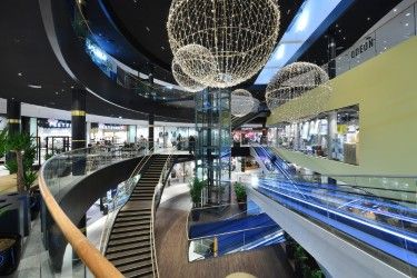 Olav Thon Eiendomsselskap er Norges ledende kjøpesenteraktør med en sterk markedsposisjon. Her fra AMFI Moa i Ålesund.