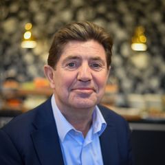 Arne B. Sperre er visekonsernsjef i Thon Gruppen