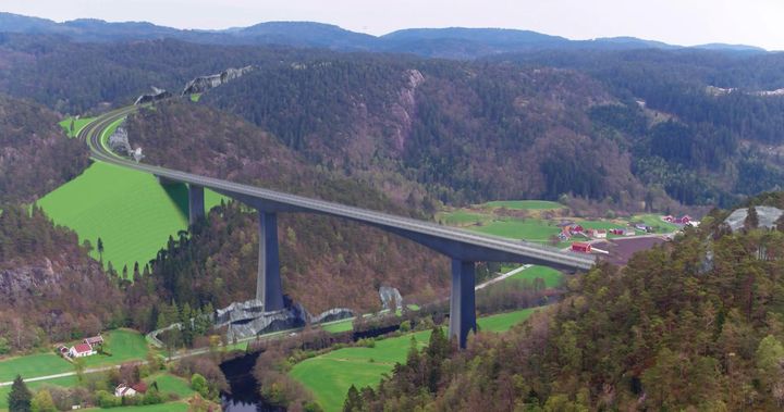 Illustrasjonen viser bru over elven Audna i Lindesnes kommune, og inngår i prosjektet E39 Blørstad-Lyngdal..