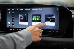 Optimalisert regenerering gjør det mulig å bremse helt ned til stopp uten å bruke friksjonsbremsen – for økt rekkevidde og komfort.